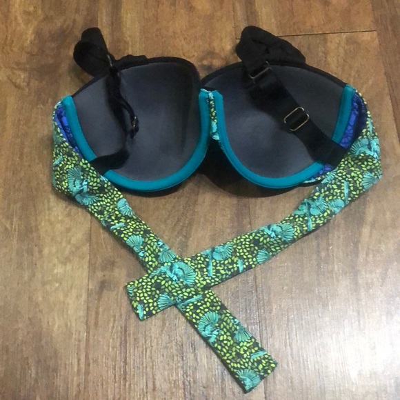 Maaji Underwire Swim Top - Picture 2 of 3